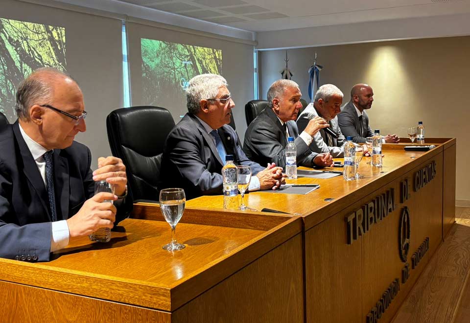 El Gobierno firmó un convenio con el Tribunal de Cuentas para impulsar la digitalización de expedientes